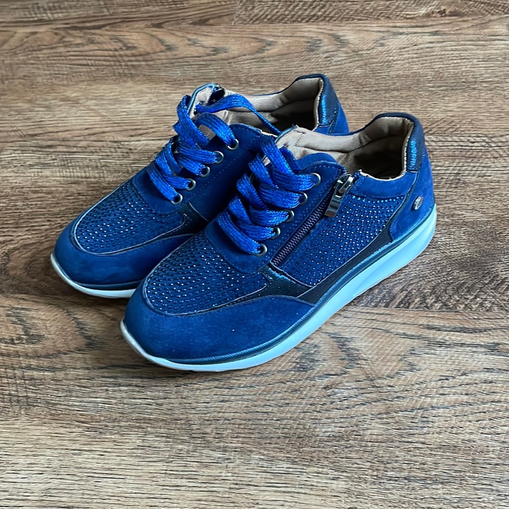 Navy Blue Sneakers